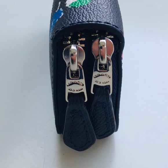 COACH small leather zip around card and coin wallet with floral pattern NWOT - Picture 7 of 10